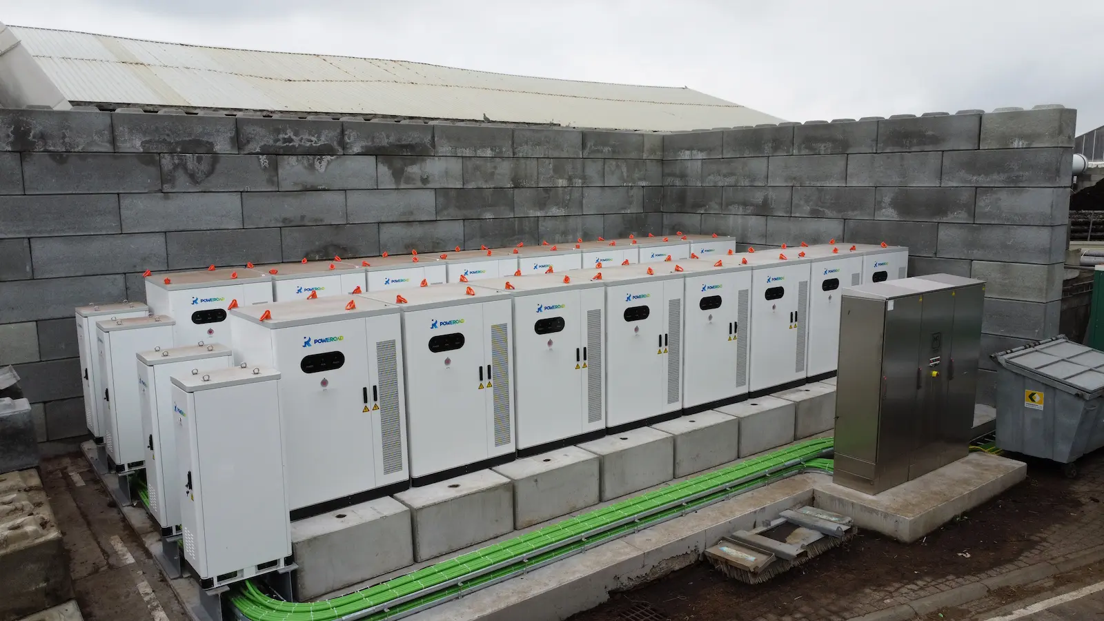 Belgium-1600kw3728kwh-FLEX233AIO