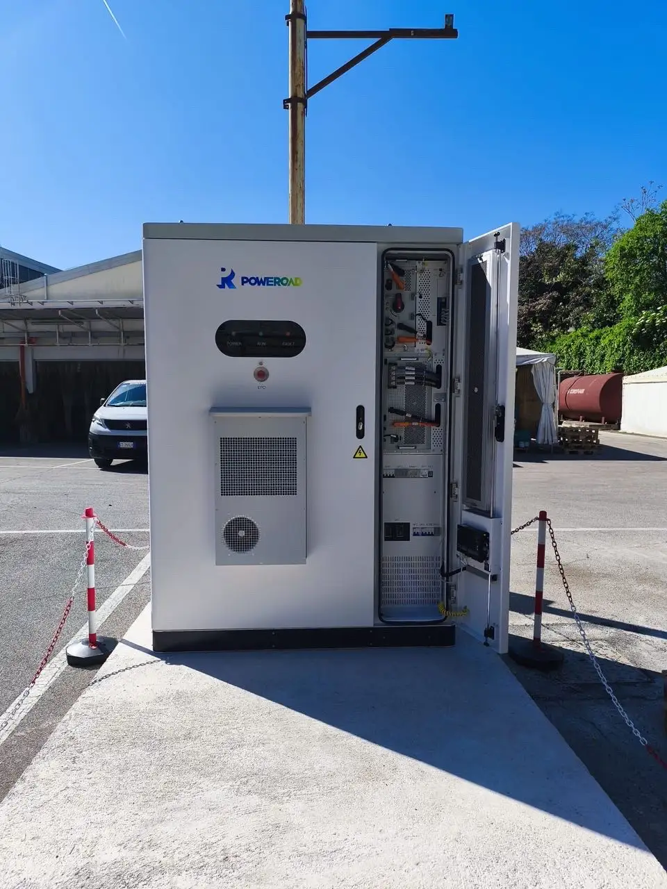 Italy-100kW215kWh-FLEX215AIO
