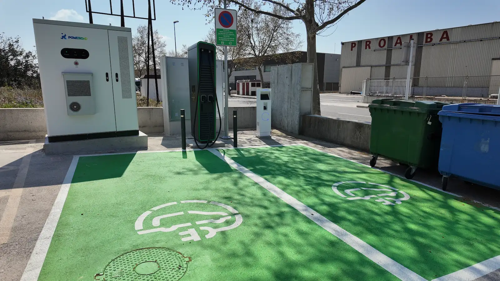 Spain-100kW215kWh-FLEX215AIO