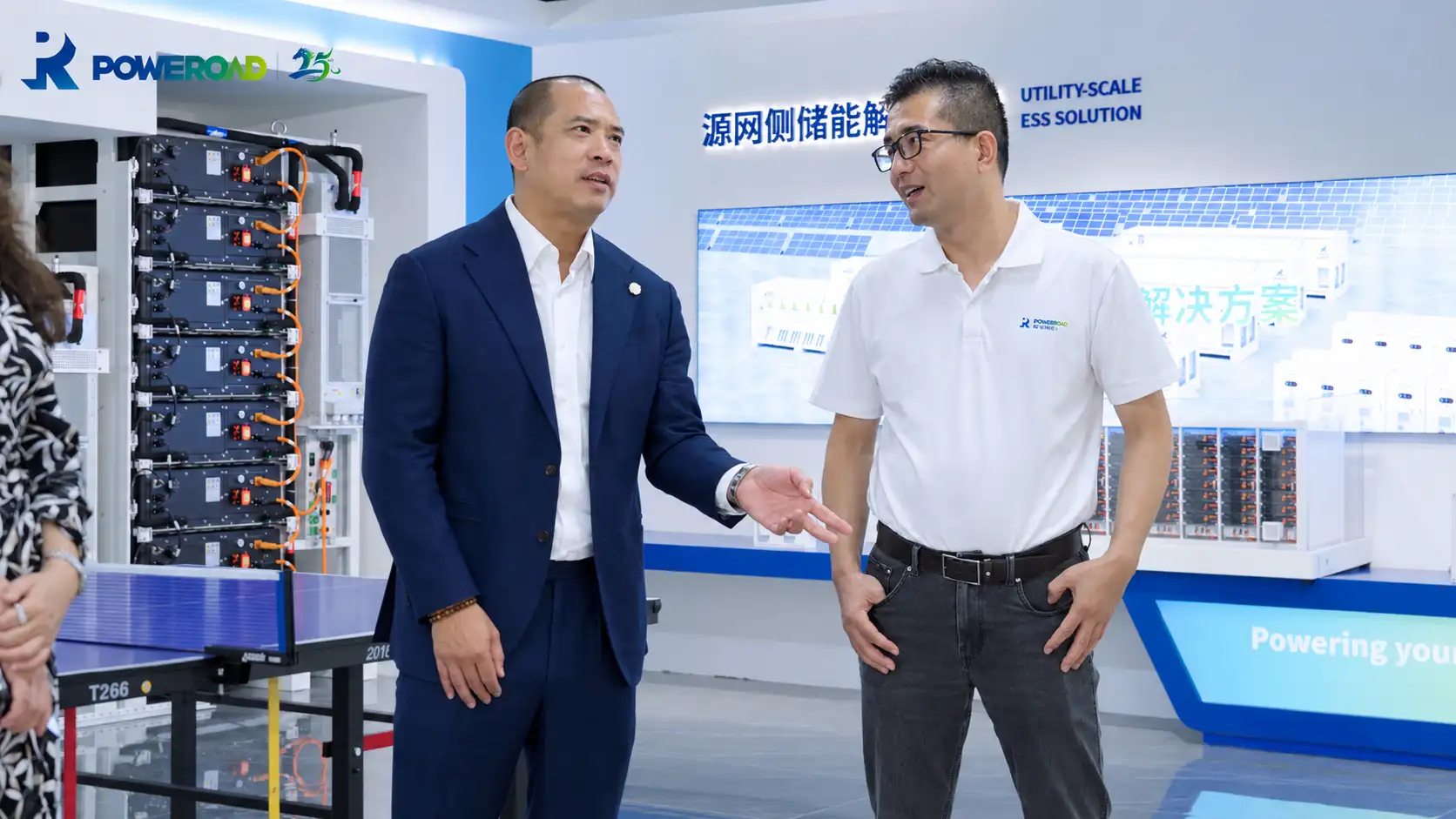 LinkedIn Team Visits POWEROAD to Strengthen Collaboration and Exchange Insights